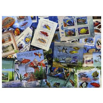 POISSONS : pochette de 30 timbres (Neufs)